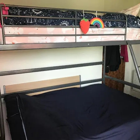 Lovely Spacious 2 Bedroom Family Flat * Dublin